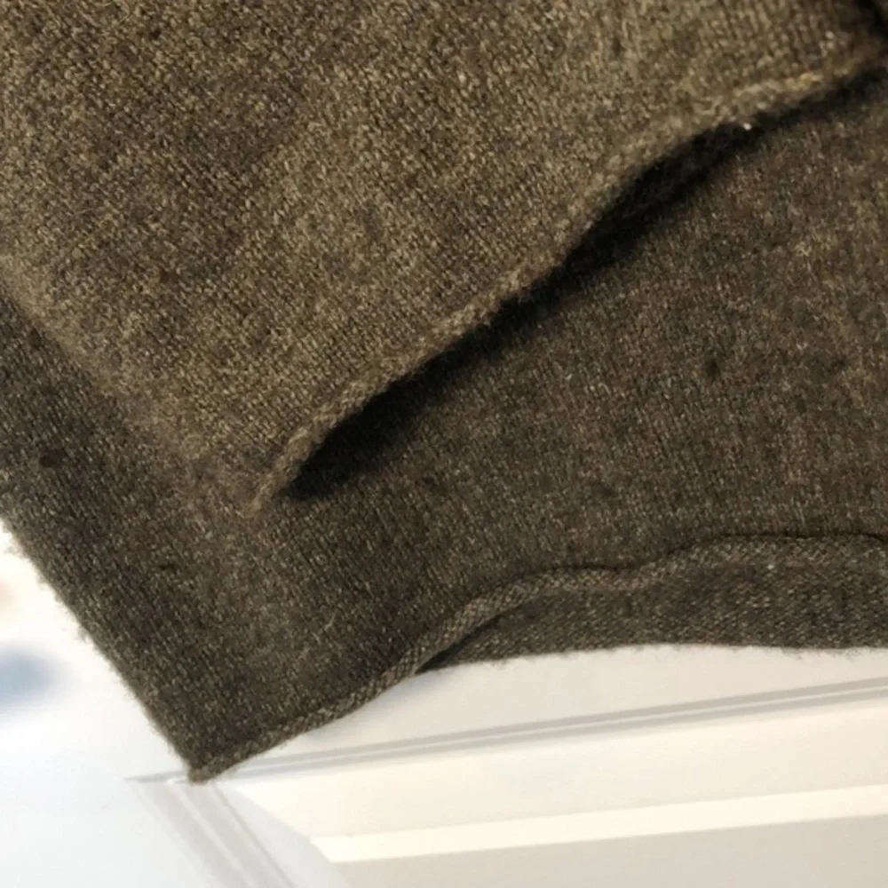 ABERCROMBIE & FITCH | A&F Hawks Army Green Wool Muscle Sweater, Size XL